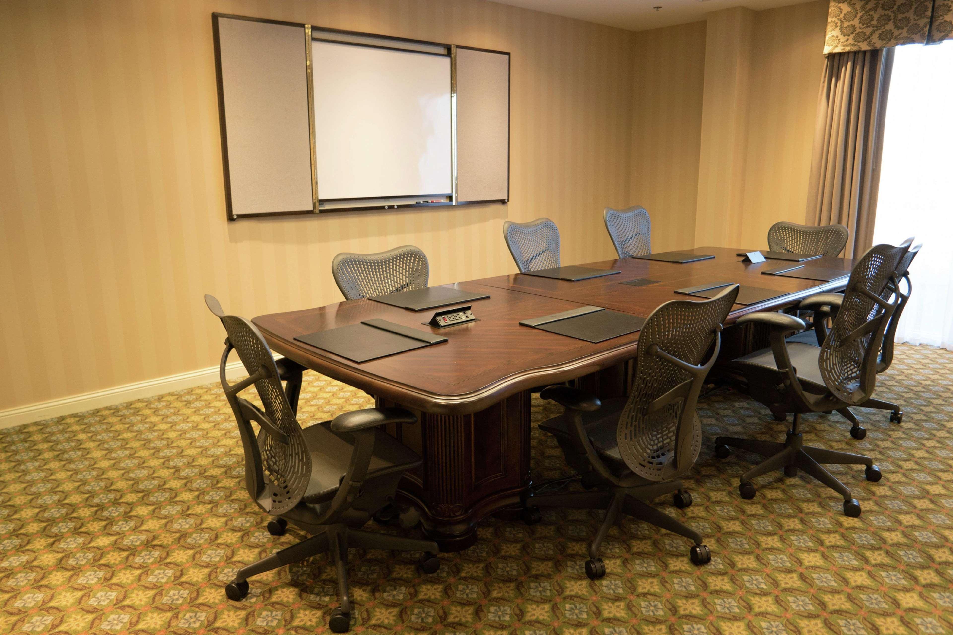 Hilton Garden Inn Oklahoma City North Quail Springs מראה חיצוני תמונה