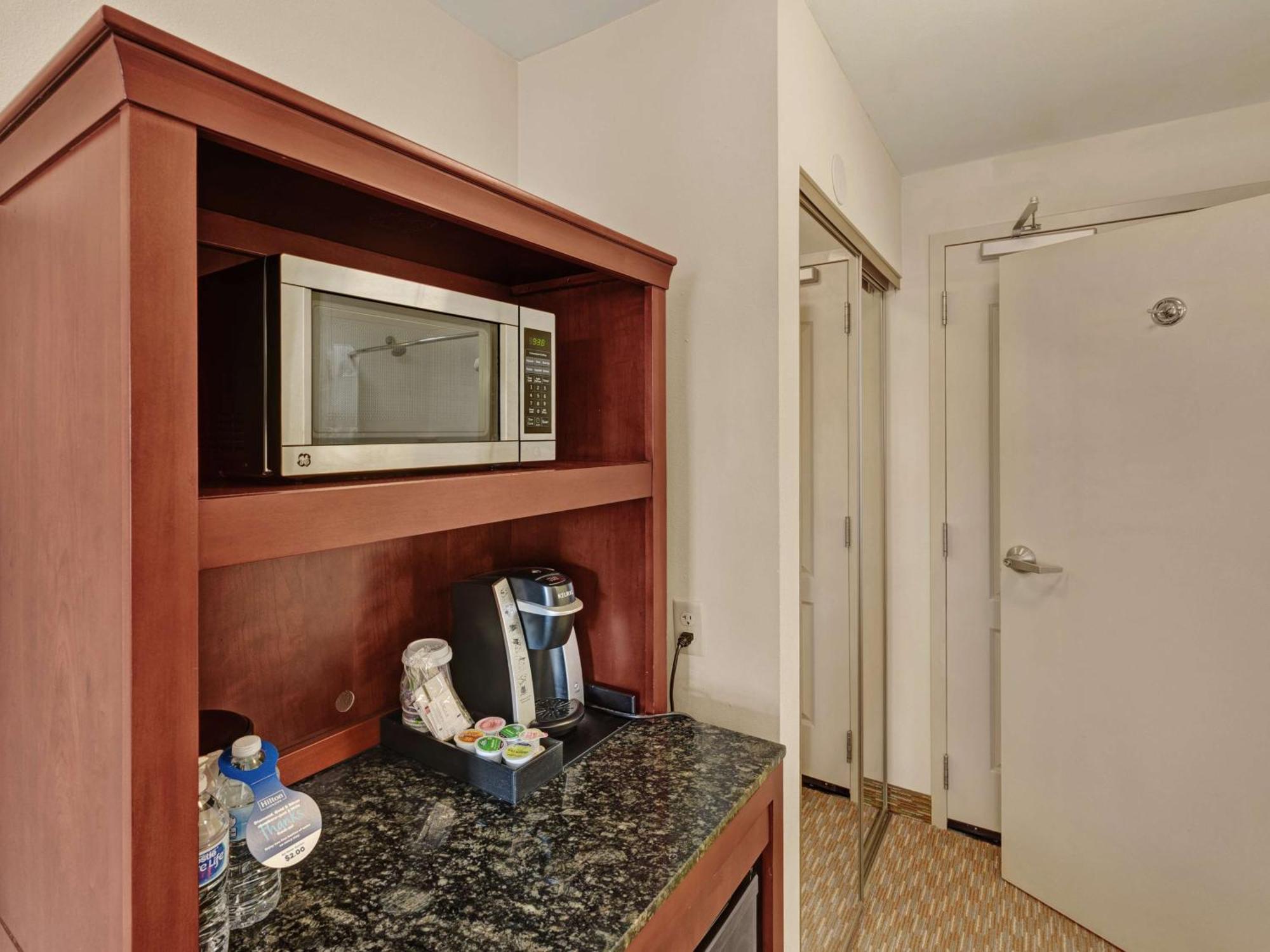 Hilton Garden Inn Oklahoma City North Quail Springs מראה חיצוני תמונה